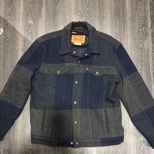 Levi's Men's Blue and Gray Plaid Jacket